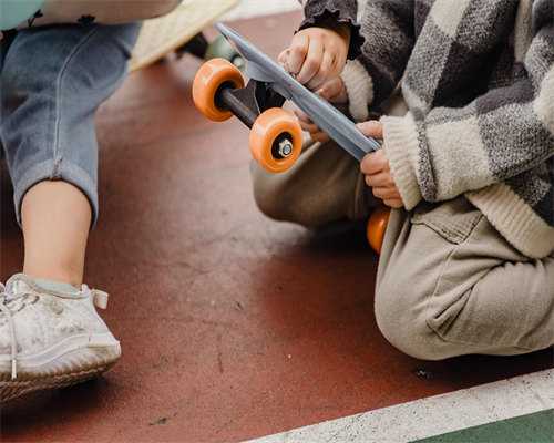双胞胎代怀网_代怀孕保密咨询_许昌正规医院做一次试管婴儿费用大约多少钱?